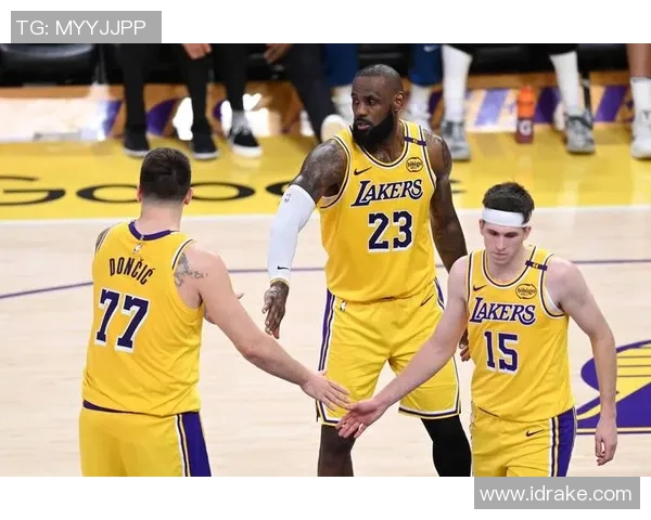 湖人掘金G5激战女记者现场直击精彩瞬间回顾