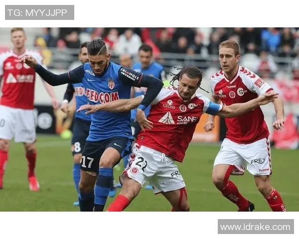 8月16日南锡对阵勒芒比赛结果揭晓球队表现分析与精彩瞬间回顾